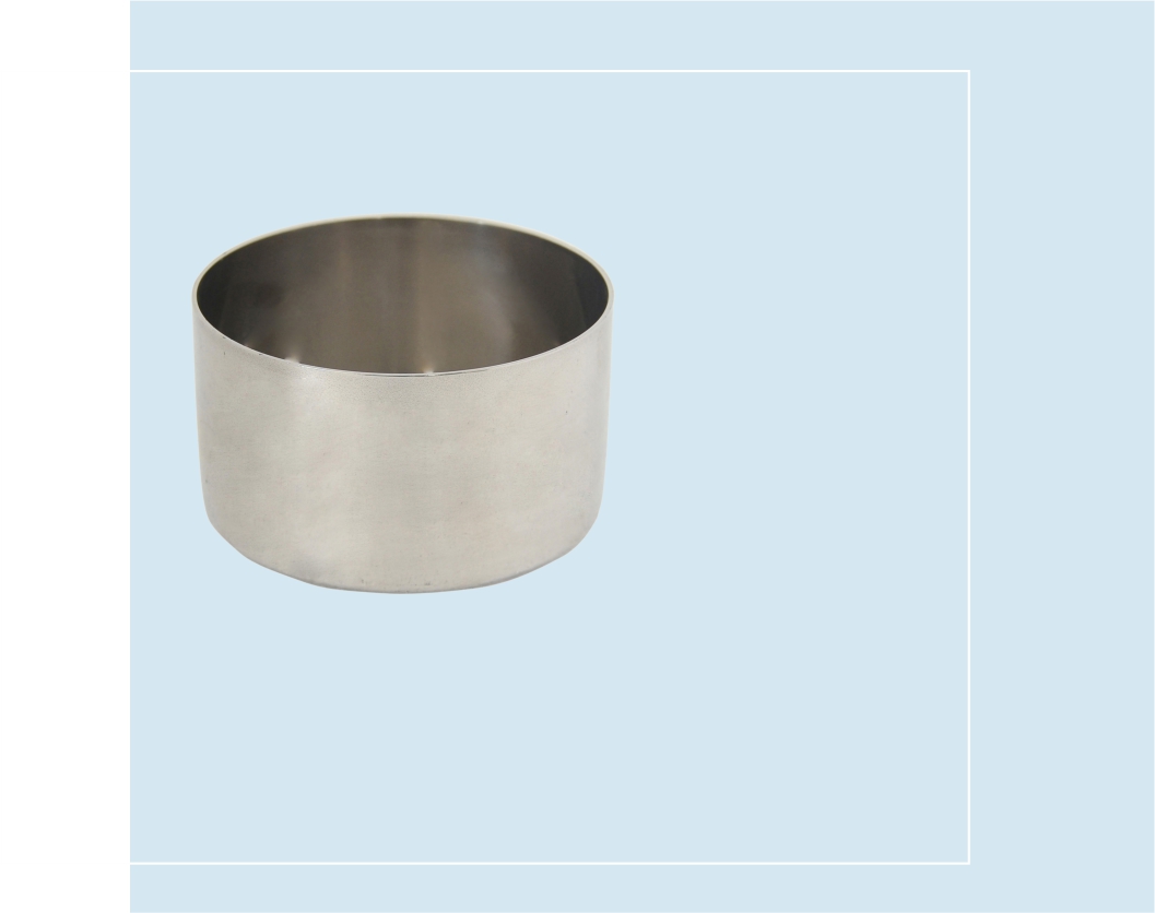 SMI 32 - Measuring Cup Medium